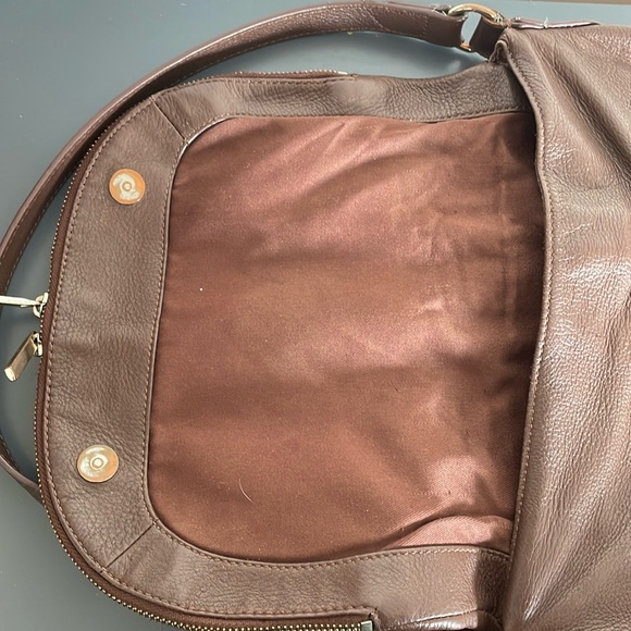 Danier leather Crossbody bag - Picture 4 of 8